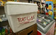 Profeco aclara: no multa venta de tortillas en hieleras ni por condiciones sanitarias