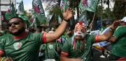 Prohibición de FIFA sobre máscaras de lucha libre causa indignación entre aficionados mexicanos