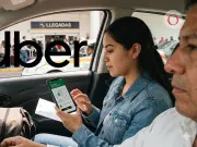 ¿Pueden multarte por pedir Uber al aeropuerto? La polémica legal explicada