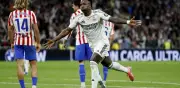 Real Madrid derrota 3-2 al Atlético en un derbi épico y mantiene viva la lucha por LaLiga