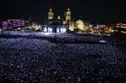 Shakira rompe récord de asistencia en Zócalo con 400 mil asistentes