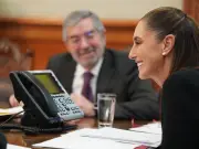 Sheinbaum y Petro dialogan por teléfono sobre paz mundial y unión latinoamericana