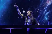 Steve Aoki y Banda Machos cierran Vive Latino con un ritmo electrizante