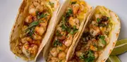 Tacos Gobernador: La Receta Sinaloense que Conquista con Camarón y Queso