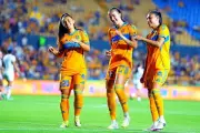 Tigres Femenil golea a Gallos en partido con baja asistencia tras duelo varonil