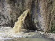 Tlaquepaque detecta cinco descargas ilegales de aguas negras que contaminan arroyo El Seco