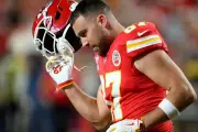 Travis Kelce regresa para su temporada 14 con los Chiefs de Kansas City