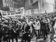 Trump desafía comparación con Vietnam ante posible incursión terrestre en Irán