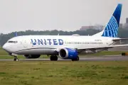 United Airlines reduce 5% de vuelos en México por alza histórica de combustibles