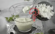 Yogur vs. Kéfir: Diferencias Clave en Proceso, Textura y Beneficios para la Salud