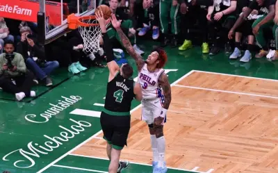 76ers vencen a Celtics y evitan eliminación con Embiid dominante