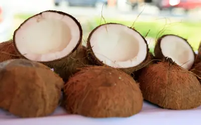Aceite de Coco y Bicarbonato: La Combinación Infalible para Tu Rutina de Belleza