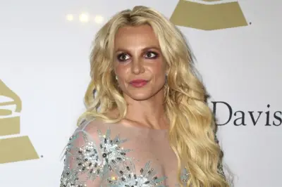 Acusan a Britney Spears de manejar bajo drogas y alcohol