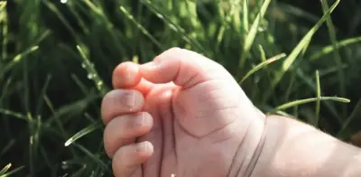 Adolescente argentina da a luz en secreto guiada por ChatGPT y luego intenta abandonar a su bebé