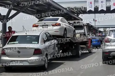 Aeropuerto de Monterrey retira a Uber y autos mal estacionados para ordenar vialidades