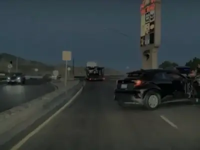 Agentes de ICE disparan a conductor en California durante intento de detención