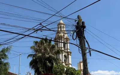 Ajijic inicia ambicioso proyecto de cableado subterráneo para modernizar su infraestructura urbana