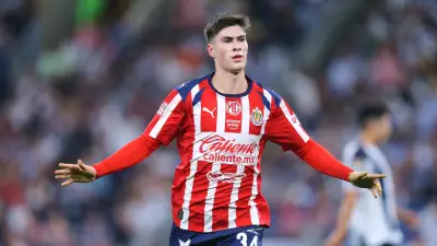 Armando 'Hormiga' González busca el bicampeonato de goleo en México