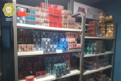 Autoridades incautan cosméticos ilegales en el Centro Histórico de la CDMX