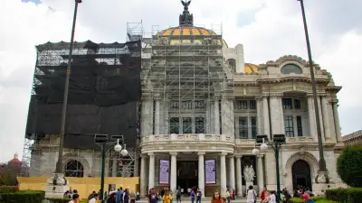 Bellas Artes recibe mantenimiento en fachada sur: trabajos durarán 10 semanas
