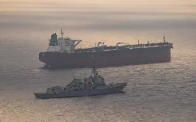 Bloqueo naval de EU en Irán: 20 barcos varados en puerto clave