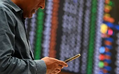 Bolsa Mexicana supera 70 mil unidades con fuerte avance tras anuncio de Trump sobre Irán