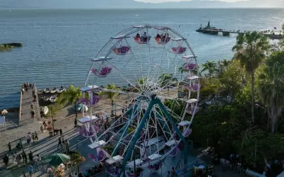 Chapala inaugura rueda de la fortuna y teleférico en su malecón para Semana Santa