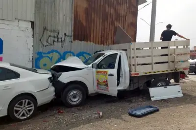 Choque múltiple en Santa Catarina deja una persona herida