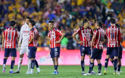 Contreras señala desconcentración como causa de la crisis defensiva de Chivas