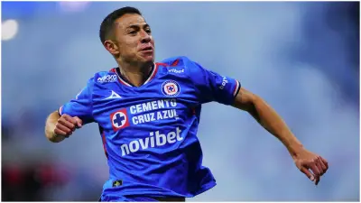 Cruz Azul vence 4-1 a Necaxa y asegura Liguilla contra Atlas