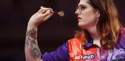 Dardos prohíbe participación de mujeres transgénero en torneos femeniles