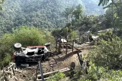 Desbarranca RZR y 4 personas saltan para salvarse en NL