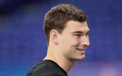 Draft NFL 2026: 10 Talentos Latinos Brillan en el Camino al Fútbol Americano Profesional