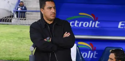 Efraín Juárez evita polémica arbitral en Chivas vs Pumas: 'El arbitraje te da o te quita'