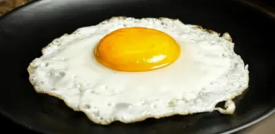 El Secreto del Huevo Estrellado Perfecto: Cómo Cocinar sin Aceite y Reducir Grasas