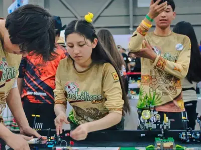 Equipo mexiquense de robótica representará a México en campeonato mundial FIRST 2026