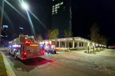 Evacúan a 25 personas por incendio en edificio de Lativ en Monterrey