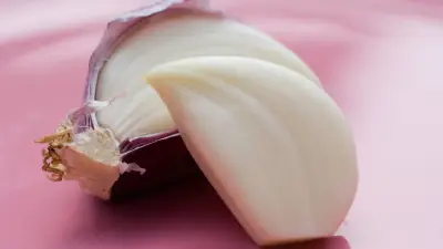 FDA alerta por ajo contaminado: riesgo de botulismo y llamado a no consumirlo