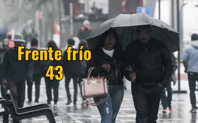 Frente Frío 43 Azota México: Lluvias Torrenciales, -10°C y Calor Sofocante