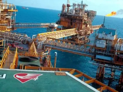 Fuga en plataforma Abkatún de Pemex: Dos meses de inacción y daño ambiental incalculable