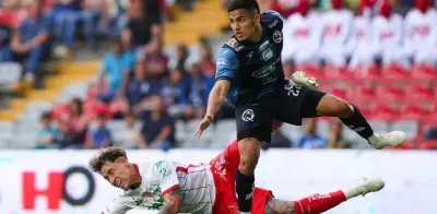 Gallos Blancos de Querétaro derrotan al Necaxa bajo la lluvia y mantienen sueño liguillero