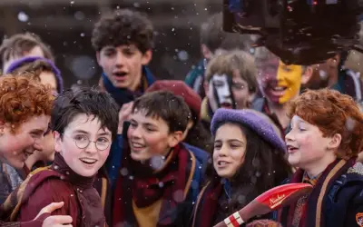 HBO Max revela el detrás de cámaras de la nueva serie de Harry Potter en especial 'Finding Harry'