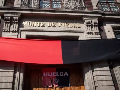 Huelga en Monte de Piedad cumple 6 meses y amenaza con escalar a Telmex