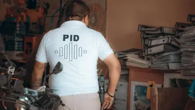 Investigan red que hacía firmar documentos en blanco para préstamos en Querétaro