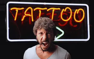 Las zonas del cuerpo donde más duele tatuarse: mapa del dolor