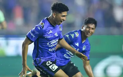 Mazatlán FC despide a su afición con épica victoria 4-3 sobre Toluca en Liga MX