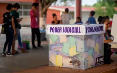 Morena propone aplazar elección judicial hasta 2028