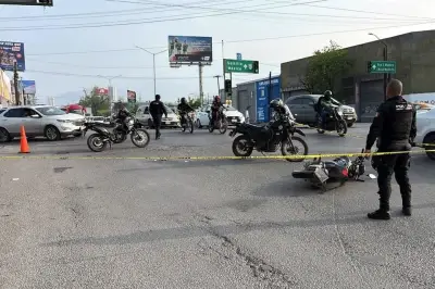 Motociclista desata persecución en CDMX; le hallan droga