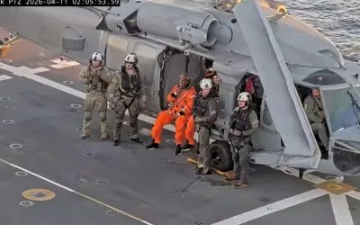 Multitudes en EU celebran el histórico regreso de la misión Artemis II de la NASA