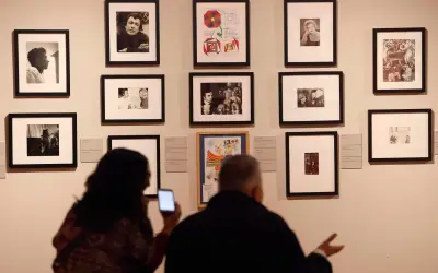 Museo del Estanquillo rinde homenaje a Elena Poniatowska con exposición de su archivo personal